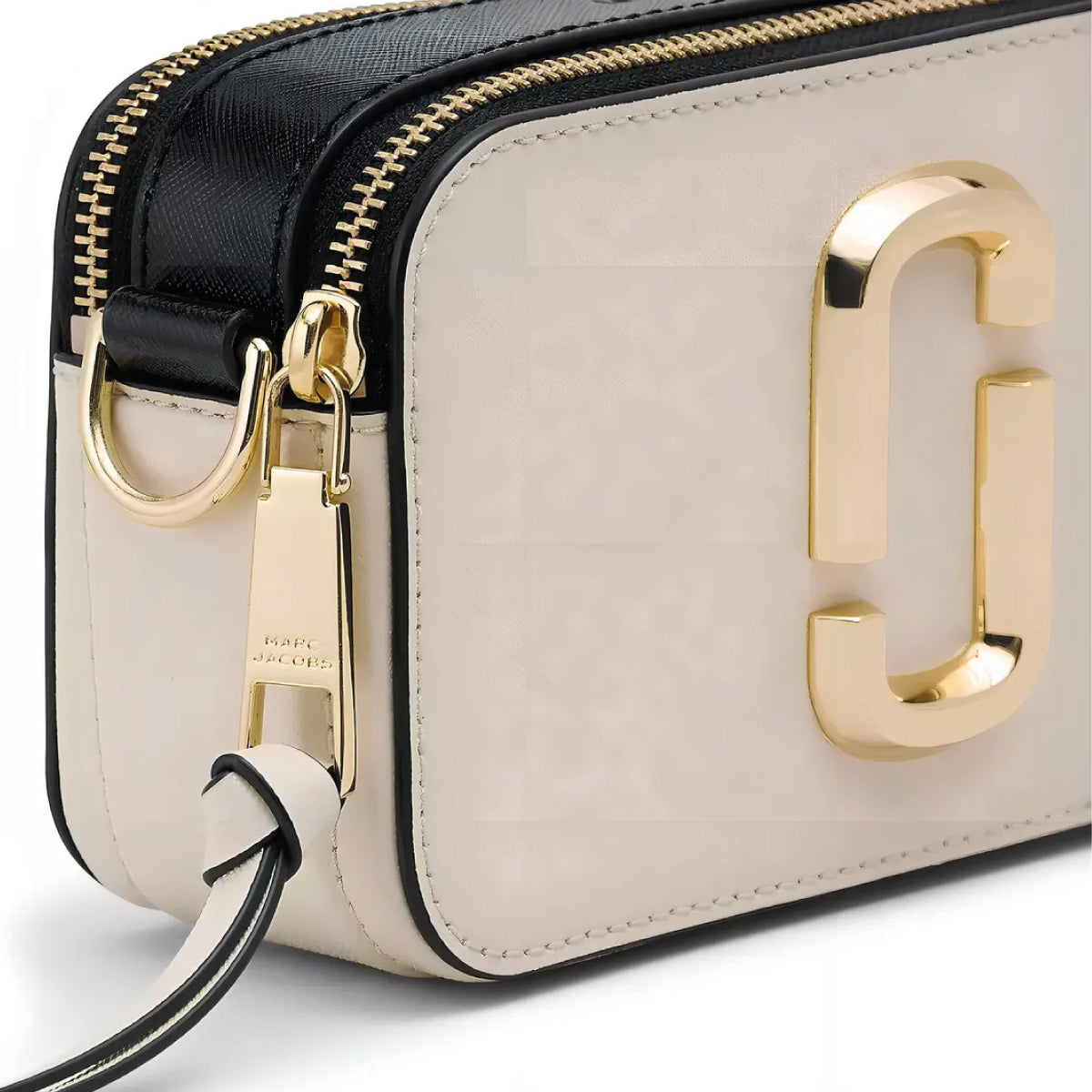 Snapshot Marc Jacobs crema y negro